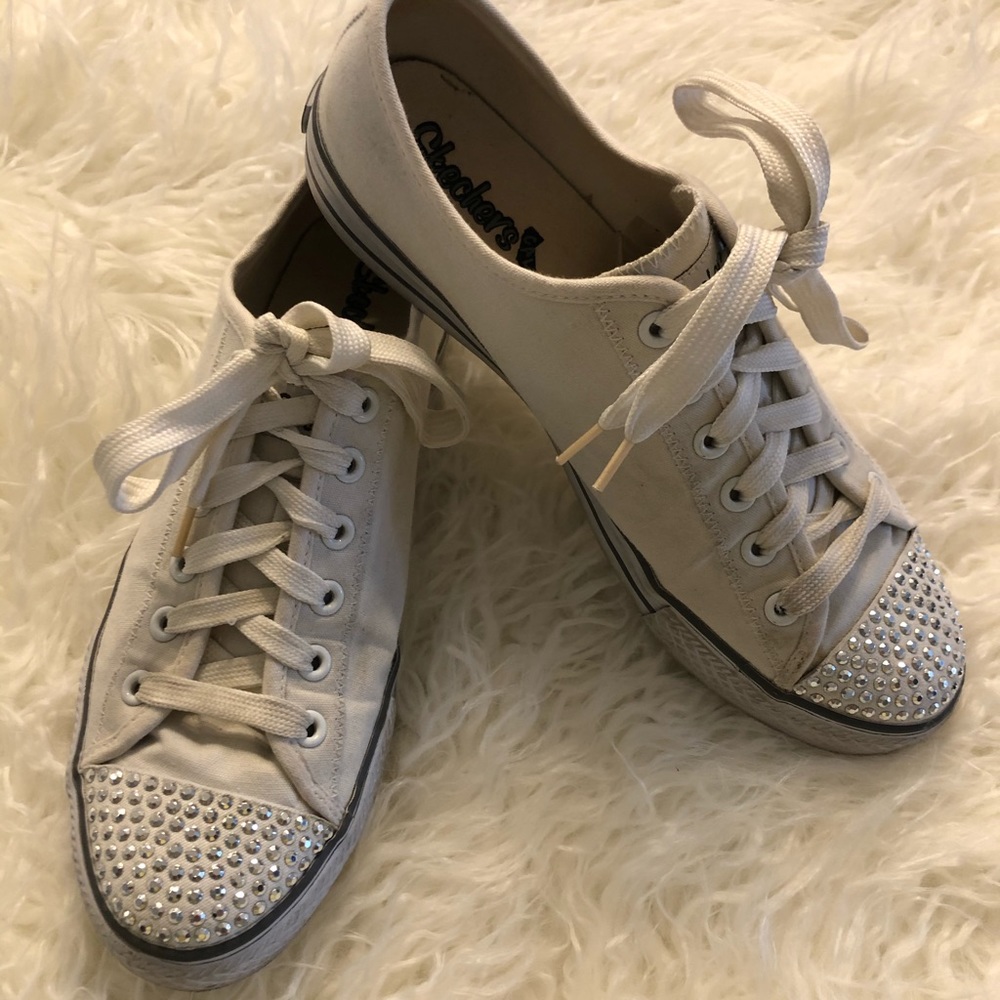 Sketcher canvas shoe